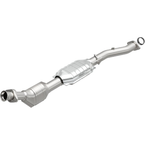 MagnaFlow direct-fit catalytic converter for 1998-2000 Ford 2.5 inch inlet/outlet stainless steel CARB compliant 441117