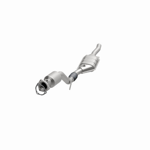 MagnaFlow direct-fit catalytic converter for 2000-2001 Audi 2.8L stainless steel CARB compliant 444327