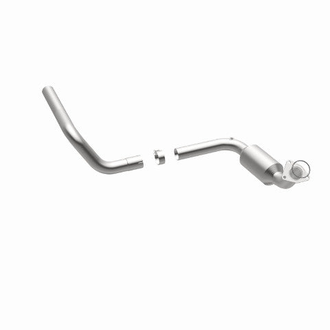 MagnaFlow direct-fit catalytic converter fits 2003 Hummer H2 6.0L stainless steel CARB compliant 4451218