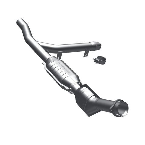 MagnaFlow direct-fit catalytic converter for 1997-1998 Ford 4.2L stainless steel CARB compliant 447132
