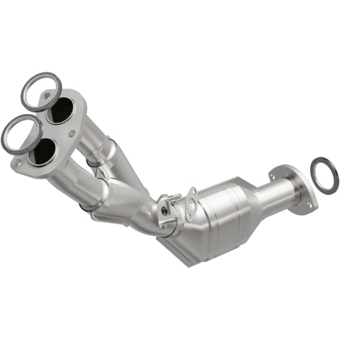 MagnaFlow direct-fit catalytic converter for 2001-2004 Toyota Tacoma 2.7L stainless steel CARB compliant 447184