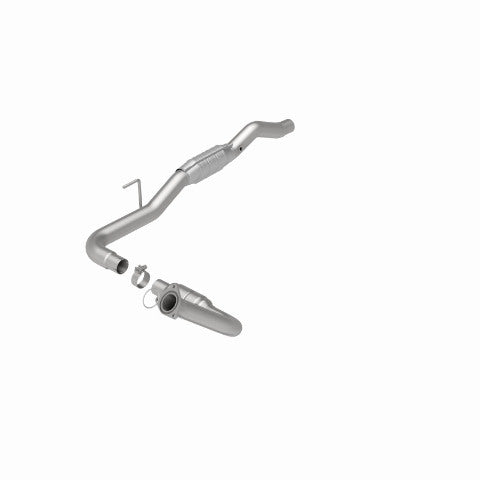 MagnaFlow direct-fit catalytic converter for 2002-2006 Chevy Silverado 2500 driver side stainless steel CARB compliant 447270