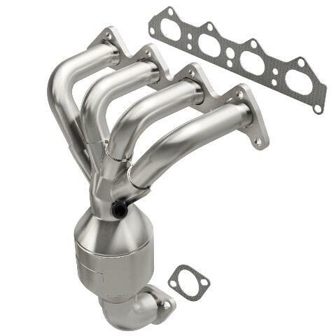 MagnaFlow direct-fit catalytic converter for 1998-2000 Hyundai Elantra 1.8L stainless steel CARB compliant 452037