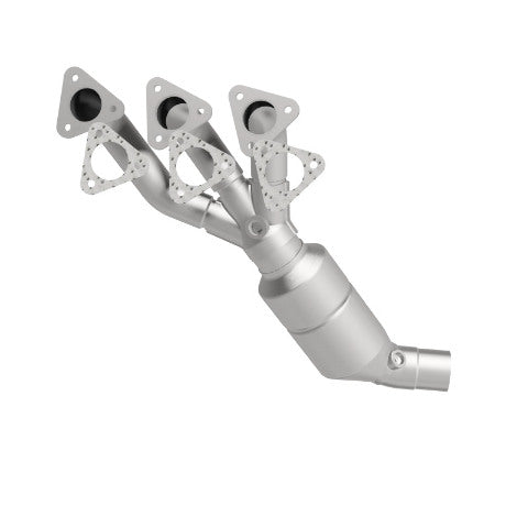 MagnaFlow direct-fit catalytic converter for 2001-2006 BMW M3 3.2L stainless steel CARB compliant 452416