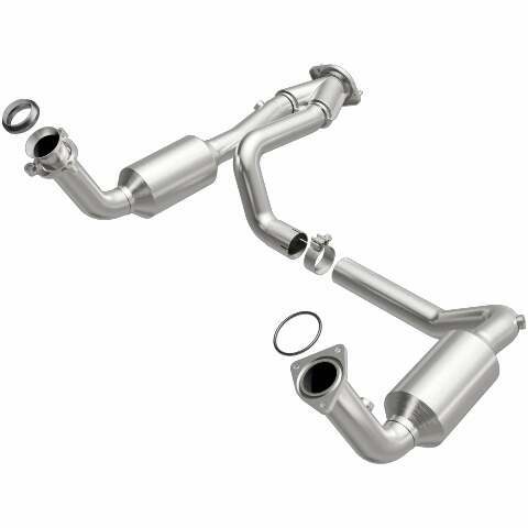 MagnaFlow direct-fit catalytic converter for 2003-2005 Chevy Silverado 1500 stainless steel CARB compliant 4551419