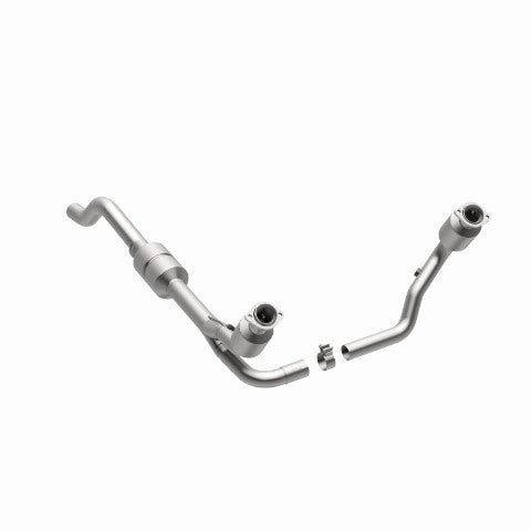 MagnaFlow direct-fit catalytic converter fits 2000-2003 Durango 4WD 4.7L stainless steel CARB compliant 458047