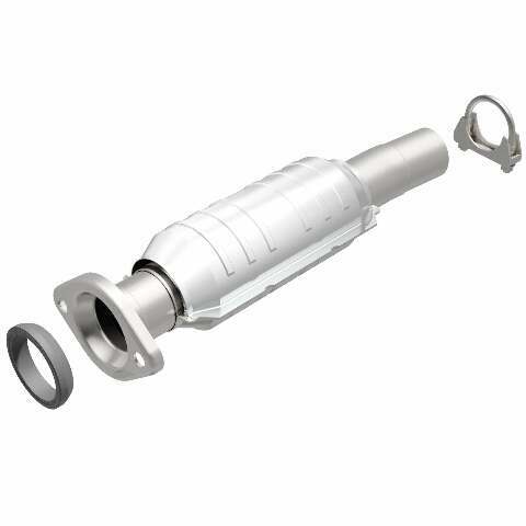 MagnaFlow direct-fit catalytic converter fits 04 Toyota Sienna 3.3L stainless steel CARB compliant OBDII 49030