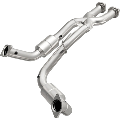 MagnaFlow direct-fit catalytic converter for 2006-2010 Jeep Grand Cherokee stainless steel CARB compliant OBDII 49046