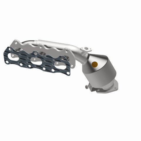MagnaFlow direct-fit catalytic converter fits 1999-2005 Suzuki Grand Vitara, 2001-2004 Chevrolet Tracker, and more, this and 00 Suzuki Grand Vitara 2.5L stainless steel CARB compli