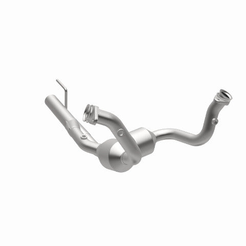 MagnaFlow direct-fit catalytic converter for 2002-2004 Jeep Grand Cherokee 4.7L stainless steel CARB compliant OBDII 49070