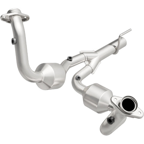 MagnaFlow direct-fit catalytic converter for 2002-2004 Jeep Grand Cherokee 4.7L stainless steel CARB compliant OBDII 49070