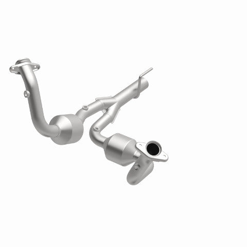 MagnaFlow direct-fit catalytic converter for 2002-2004 Jeep Grand Cherokee 4.7L stainless steel CARB compliant OBDII 49070