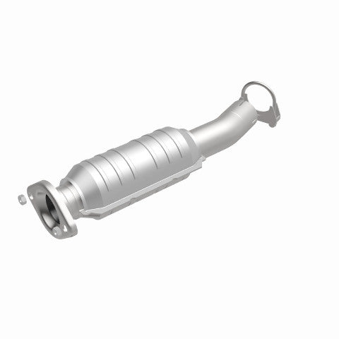 MagnaFlow direct-fit catalytic converter fits 04 Toyota Sienna 3.3L stainless steel CARB compliant OBDII 49099