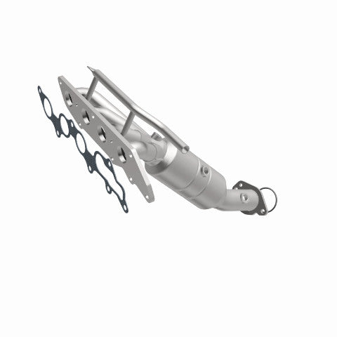 MagnaFlow direct-fit catalytic converter fits 2006-2009 Ford Fusion and Mercury Milan. Avoid potential exhaust leaks by using the included gaskets to get a proper seal. Note : Not