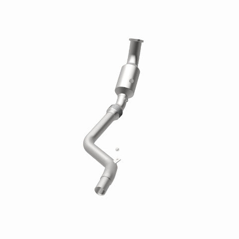MagnaFlow direct-fit catalytic converter fits 2005-2007 Chrysler 300, 2006-2007 Dodge Charger, and additional vehicles. Hardware is included to eliminate the hassle of working with
