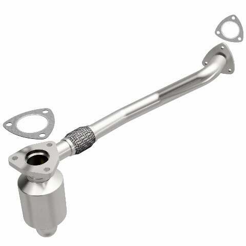 MagnaFlow direct-fit catalytic converter fits 2001-2005 Saturn L300, 2001-2003 Saturn LW300, and additional vehicles. Avoid potential exhaust leaks by using the included gaskets to