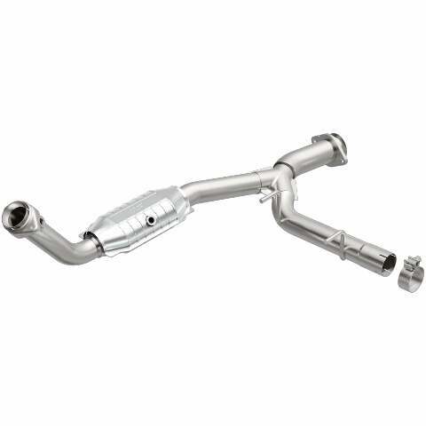 MagnaFlow direct-fit catalytic converter fits 2005-2006 Ford Expedition 5.4L and 05 Expedition passenger side 5.4L passenger side stainless steel CARB compliant OBDII 49411