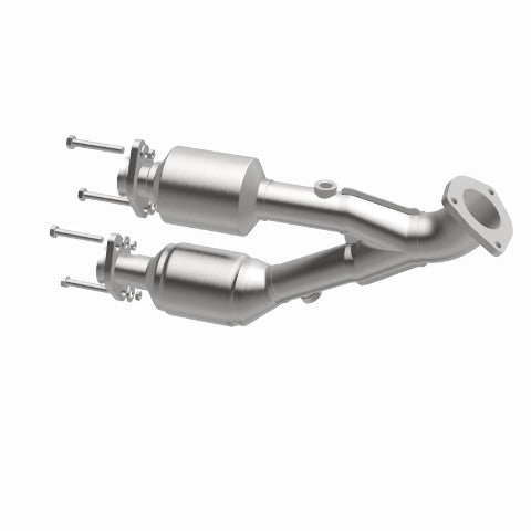 MagnaFlow direct-fit catalytic converter for 2000-2001 Jeep Cherokee stainless steel CARB compliant OBDII 49465