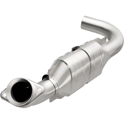 MagnaFlow direct-fit catalytic converter fits 2007-2008 Ford Expedition 5.4L and 2007-2008 Lincoln Navigator 5.4L driver side stainless steel CARB compliant OBDII 49498