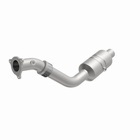 MagnaFlow direct-fit catalytic converter fits 2004-2006 Chry Pacifica 3.5 OE 3.5 inch inlet/outlet stainless steel CARB compliant OBDII 49526