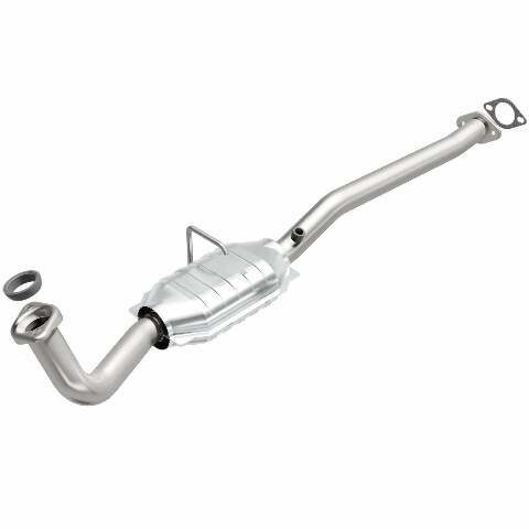 MagnaFlow direct-fit catalytic converter fits 1998-2001 Chevrolet Geo Metro and 1995-2001 Suzuki Swift, this and 1998-2001 Geo Metro/Swift 1.3 rr OE 1.3 inch inlet/outlet stainless