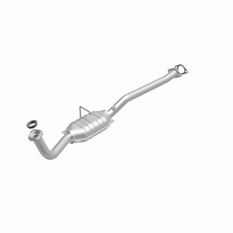 MagnaFlow direct-fit catalytic converter fits 1998-2001 Chevrolet Geo Metro and 1995-2001 Suzuki Swift, this and 1998-2001 Geo Metro/Swift 1.3 rr OE 1.3 inch inlet/outlet stainless