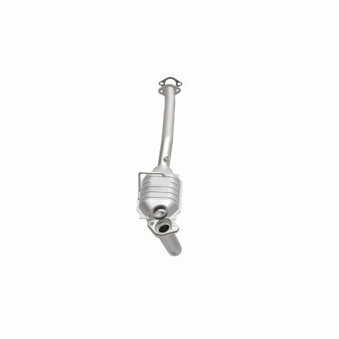 MagnaFlow direct-fit catalytic converter fits 1998-2001 Chevrolet Geo Metro and 1995-2001 Suzuki Swift, this and 1998-2001 Geo Metro/Swift 1.3 rr OE 1.3 inch inlet/outlet stainless