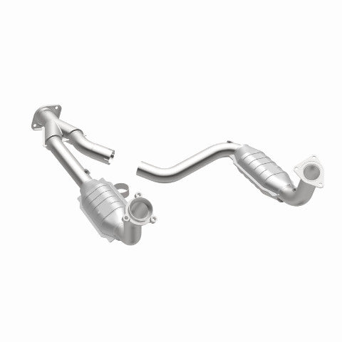 MagnaFlow direct-fit catalytic converter for 2003-2006 Chevy 5.3 inch inlet/outlet stainless steel CARB compliant 49580