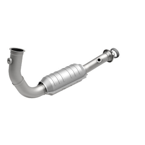 MagnaFlow direct-fit catalytic converter fits 2004 Liberty passenger side front passenger side stainless steel CARB compliant OBDII 49583