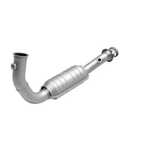 MagnaFlow direct-fit catalytic converter fits 2004 Liberty passenger side front passenger side stainless steel CARB compliant OBDII 49583