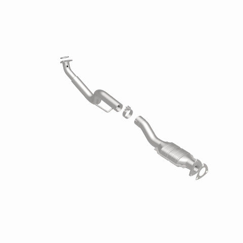 MagnaFlow direct-fit catalytic converter fits 2003-2005 Chevrolet Express 3500, Chevrolet Express 2500, and additional vehicles and 2003-2007 GM 2500/3500 passenger side passenger