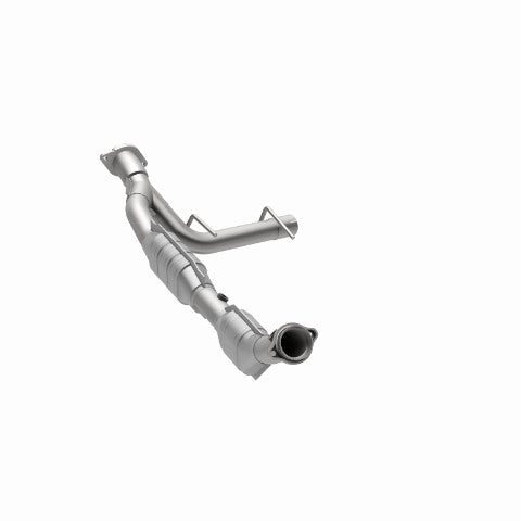 MagnaFlow direct-fit catalytic converter fits 2003-2004 Ford Expedition 4.6L and 2003-2004 Exped 4.6L passenger side 4.6L passenger side stainless steel CARB compliant OBDII 49607
