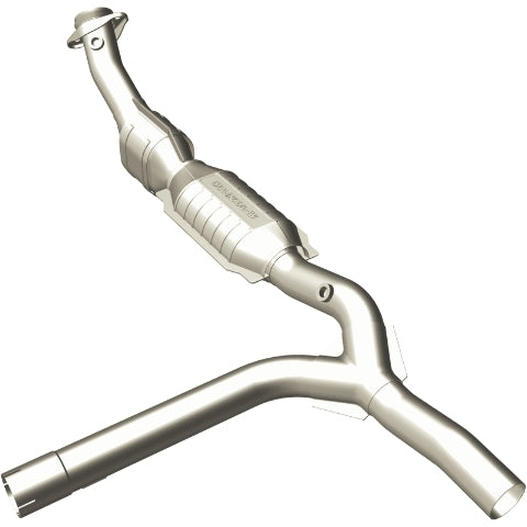 MagnaFlow direct-fit catalytic converter for 2001-2003 Ford F-150 passenger side 5.4 inch inlet/outlet stainless steel CARB compliant OBDII 49622