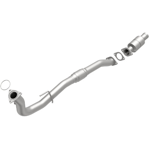 MagnaFlow direct-fit catalytic converter fits 2001-2003 Chevrolet Suburban 2500, 2002-2003 Chevrolet Avalanche 2500, and additional vehicles and 2002-2003 Avalanche 8.1 passenger s