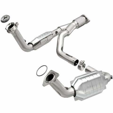 MagnaFlow direct-fit catalytic converter fits 2006-2009 Chevrolet Trailblazer, 2007-2009 GMC Envoy, and additional vehicles and 2006-2009 TB/Envoy 5.3/6.0 5.3 inch inlet/outlet sta