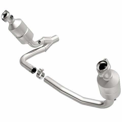 MagnaFlow direct-fit catalytic converter fits 04 Dakota 3.7/4.7 2WD 3.7 inch inlet 4.7 inch outlet stainless steel CARB compliant 49657
