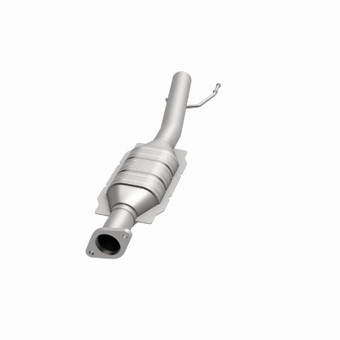 MagnaFlow direct-fit catalytic converter fits 2005-2009 Escape/Trib 2.3 rr OE 2.3 inch inlet/outlet stainless steel CARB compliant OBDII 49662
