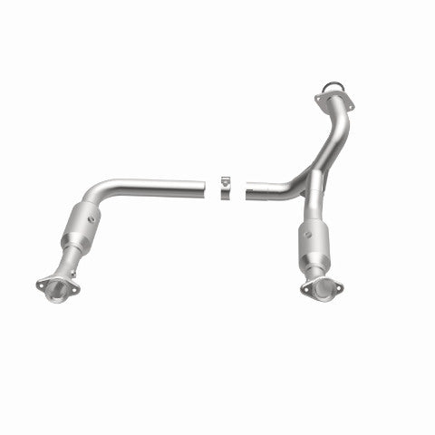 MagnaFlow direct-fit catalytic converter fits 2006-2010 Ford Explorer, 2007-2010 Ford Explorer Sport Trac, and additional vehicles and 2006-2009 Expl/Mtnr 4.6L stainless steel CARB