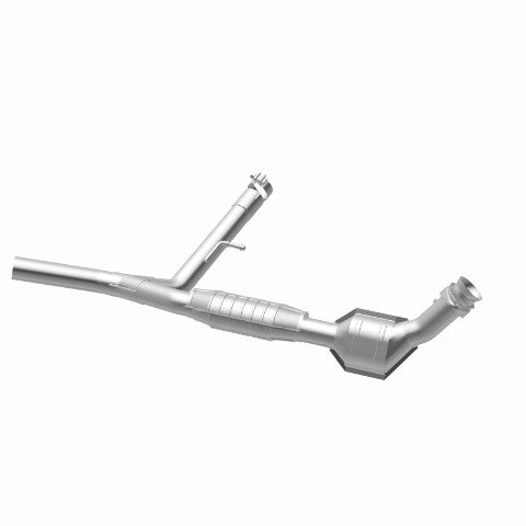 MagnaFlow direct-fit catalytic converter fits 2004-2008 Ford F-150 5.4L and 2006-2008 Lincoln Mark LT 5.4L passenger side stainless steel CARB compliant OBDII 49706