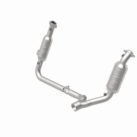 MagnaFlow direct-fit catalytic converter fits 2006 Dodge Ram 1500 stainless steel CARB compliant 49711