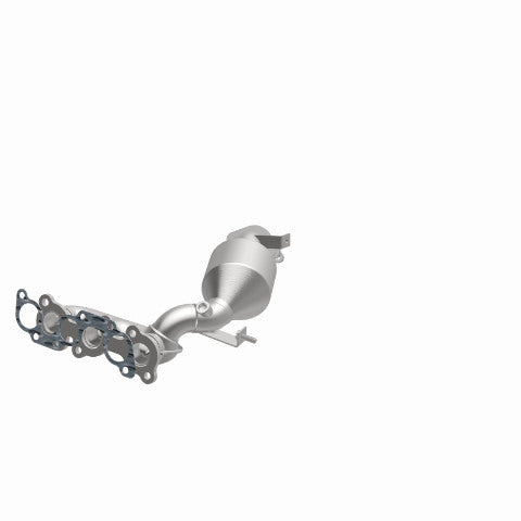 MagnaFlow direct-fit catalytic converter for 2004-2006 Toyota 3.3L stainless steel CARB compliant OBDII 49834