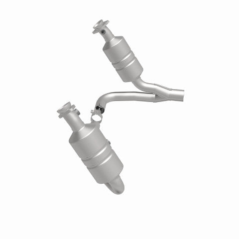 MagnaFlow direct-fit catalytic converter fits 2007-2009 Dodge Dakota and Mitsubishi Raider. Hardware is included to eliminate the hassle of working with corroded factory parts. Not