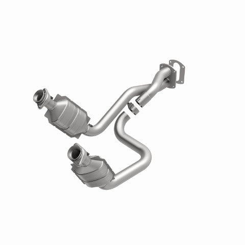 MagnaFlow direct-fit catalytic converter for 2005-2007 Ford F-250 5.4L stainless steel CARB compliant 49911