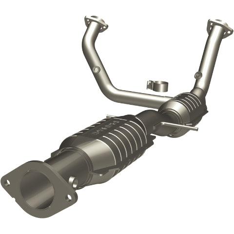 MagnaFlow direct-fit catalytic converter for 2000-2004 Chevy 4.3L stainless steel CARB compliant OBDII 49945