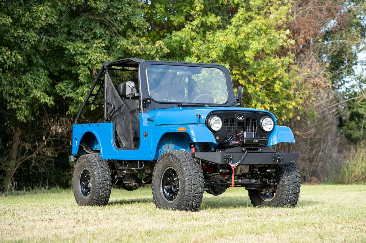 Lift kit by Rough Country