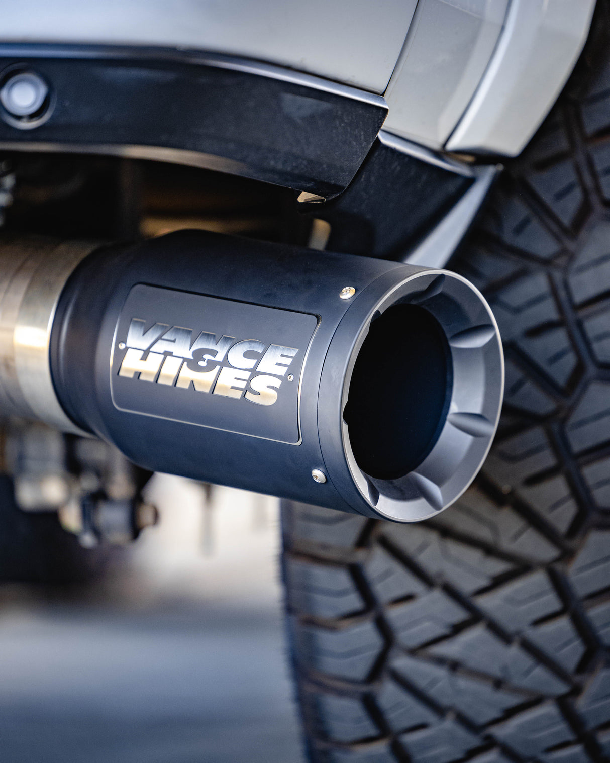 5 x 6.5 x 16 Black Eliminator Universal Exhaust Tip 46908