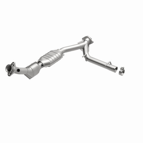 MagnaFlow direct-fit catalytic converter fits 2003-2004 Lincoln Navigator 5.4L and 03 Lincoln Navigator 5.4L stainless steel CARB compliant OBDII 51081