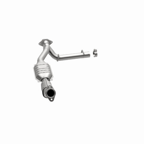 MagnaFlow direct-fit catalytic converter fits 2003-2004 Lincoln Navigator 5.4L and 03 Lincoln Navigator 5.4L stainless steel CARB compliant OBDII 51081