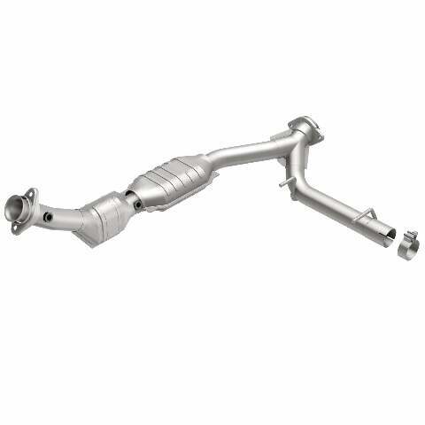 MagnaFlow direct-fit catalytic converter fits 2003-2004 Lincoln Navigator 5.4L and 03 Lincoln Navigator 5.4L stainless steel CARB compliant OBDII 51081