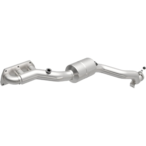 MagnaFlow direct-fit catalytic converter for 2005-2009 Audi 6.0L stainless steel CARB compliant 51167